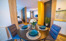 Mons Apartment